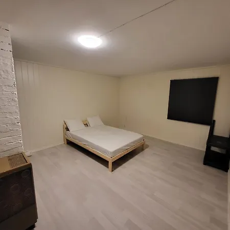 6-bedrooms Kjeller * 利勒斯特罗姆
