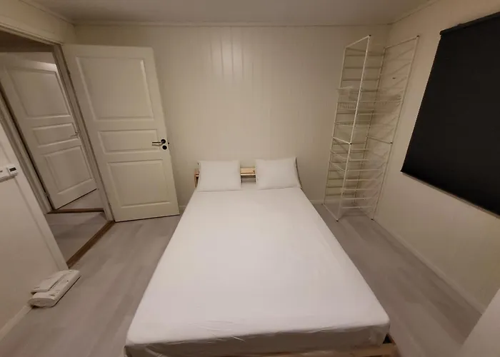 6-bedrooms Kjeller * リレストロム
